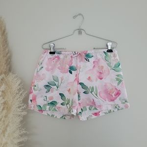 🌸 Cute floral satin PJ shorts size small barbie